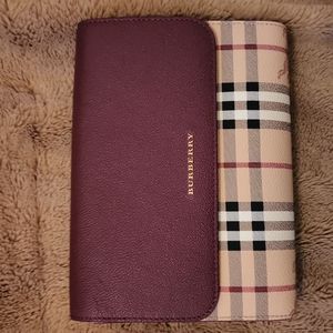 Brand New Burberry small Loxley Bag